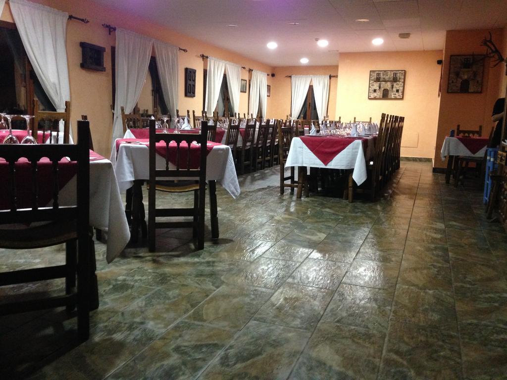 Hostal El Hayedo Cantalojas Kültér fotó