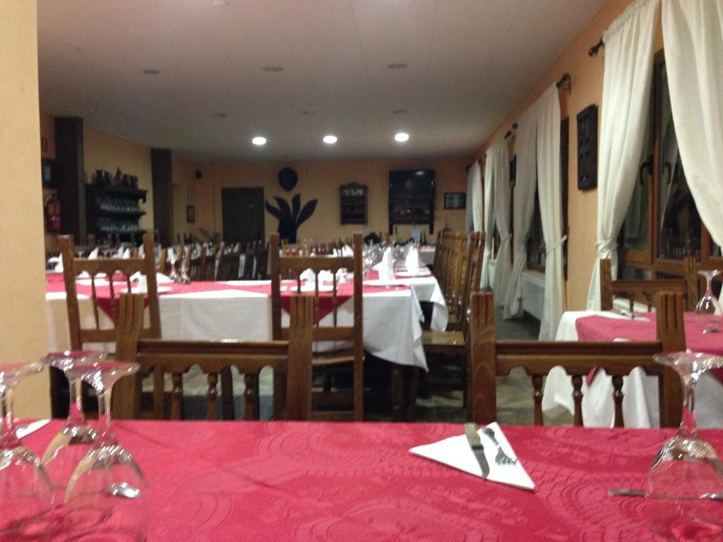 Hostal El Hayedo Cantalojas Kültér fotó