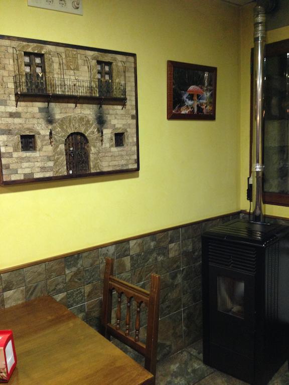 Hostal El Hayedo Cantalojas Kültér fotó
