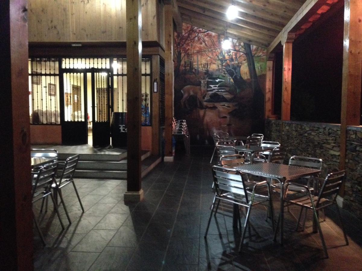 Hostal El Hayedo Cantalojas Kültér fotó